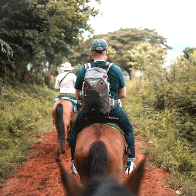 horse riding retreats in columbia